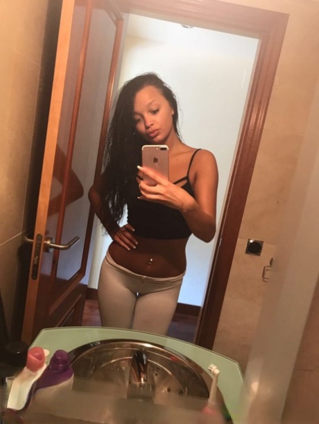 Fevzi̇ çakmak Escort Valeria