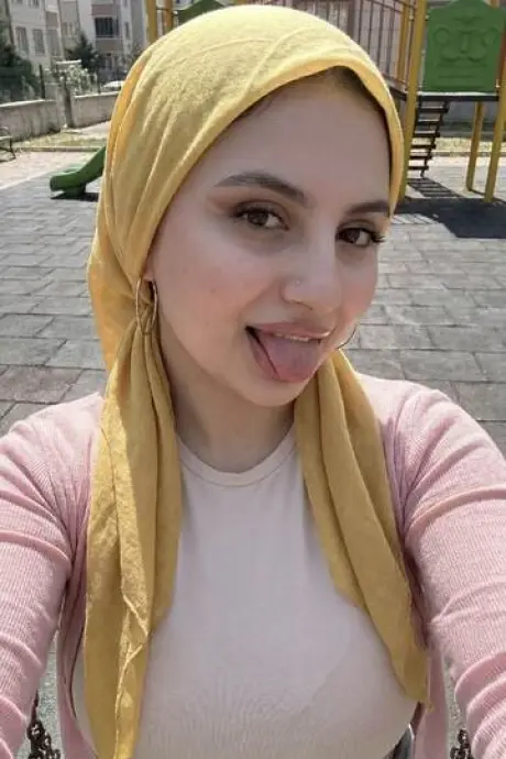 Defne Kadıköy Escort Bayan Kadıköy Escort Defne Fotoğrafı (1)